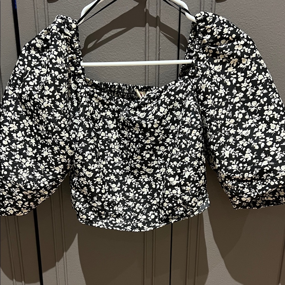 Levi's Black and White Floral Blouse
